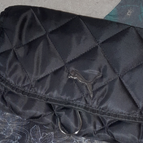 PUMA TOILETRY BAG (BLACK) - Picture 2 of 10